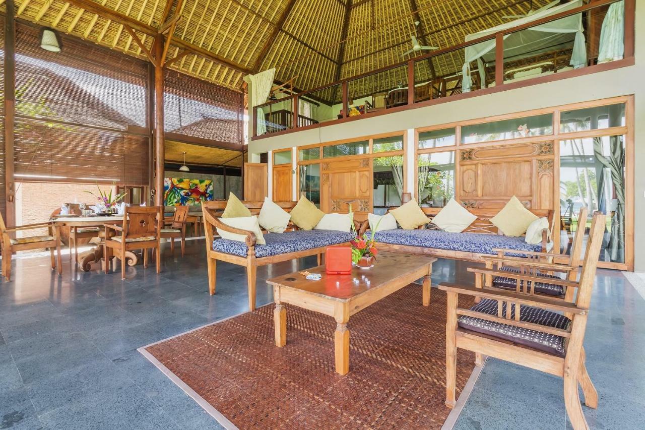Oceanfront Citakara Sari Villas Candidasa Exteriör bild