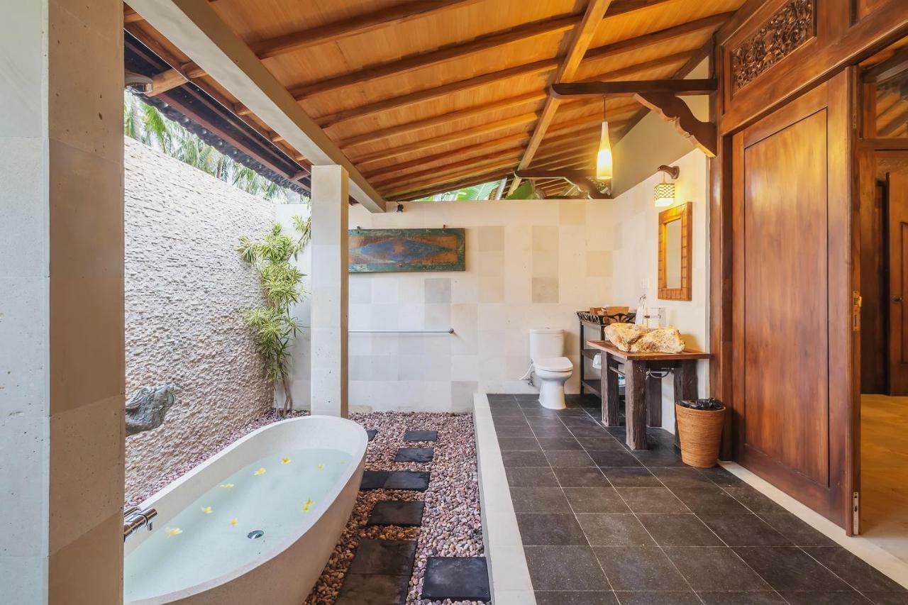 Oceanfront Citakara Sari Villas Candidasa Exteriör bild